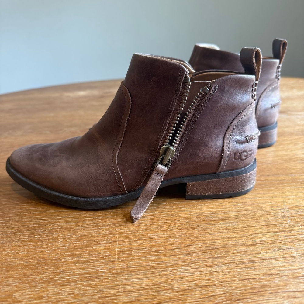 UGG Brown Leather Side-Zip Ankle Booties Size 7.5